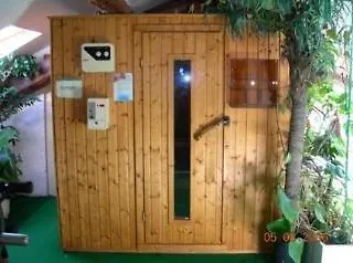 Charlie's Канны