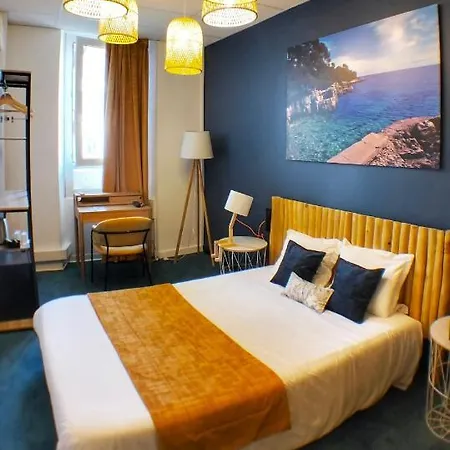 Hotel Charlie's